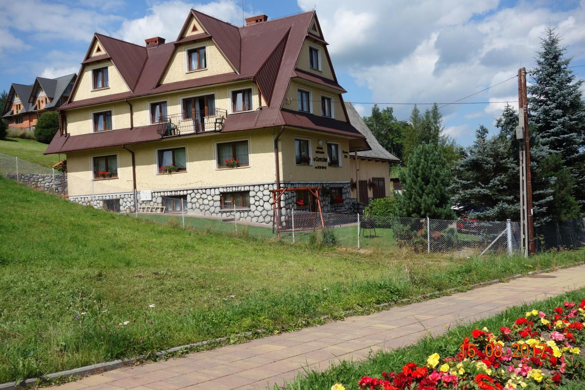 Apartment Goscinne U Chycow *