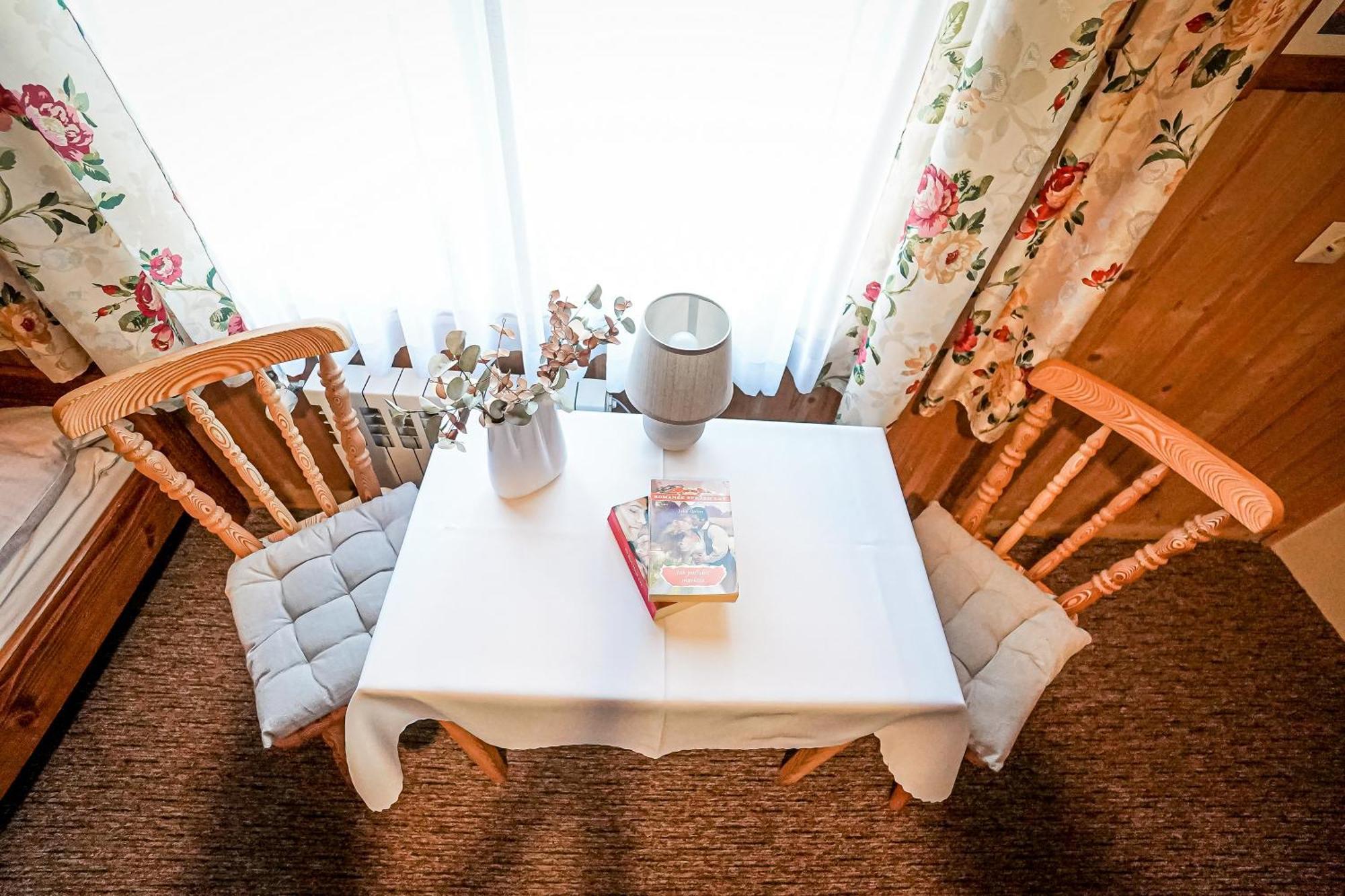 Apartment Goscinne U Chycow Zakopane