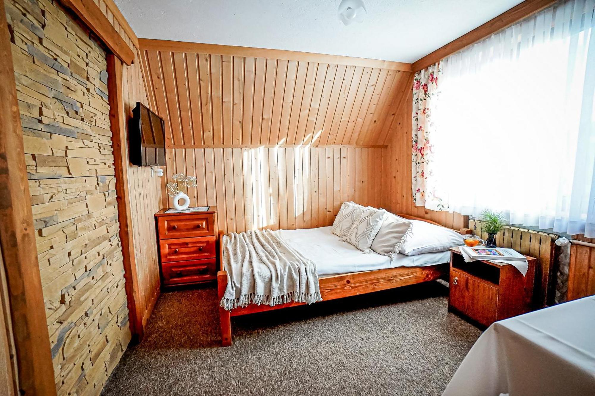 Goscinne U Chycow Apartment *